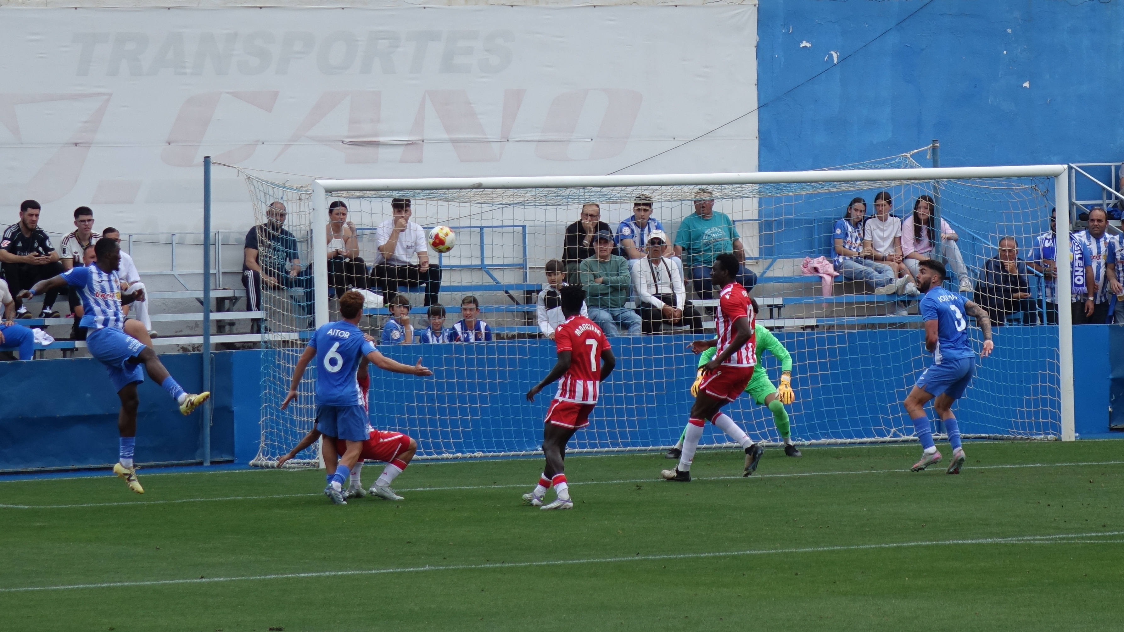 AGUILAS ALMERIA B 9 gol.jpg